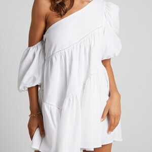 Showpo Harleen Mini Dress SZ 6